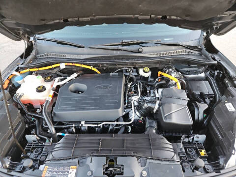 2020 Ford Escape Hybrid Titanium