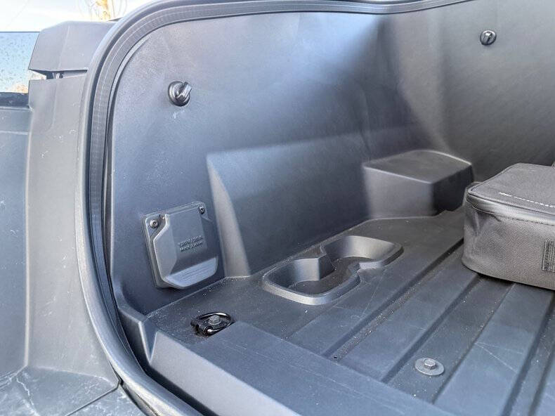 2025 GMC Sierra EV Denali