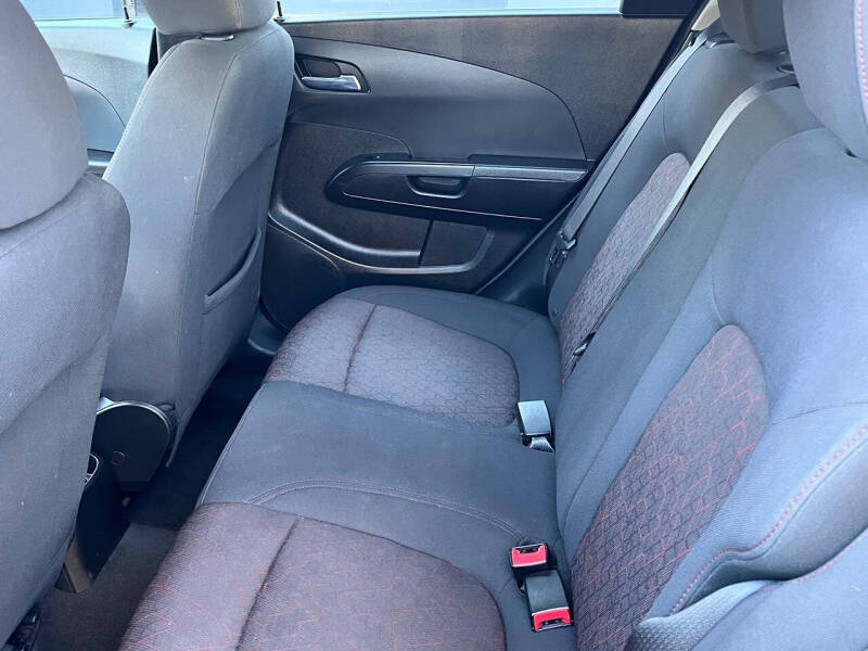 2018 Chevrolet Sonic LT Auto