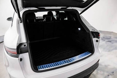 2023 Porsche Cayenne