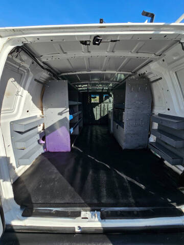 2011 Ford E-Series E-350 SD