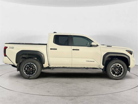 2024 Toyota Tacoma TRD Off-Road HV