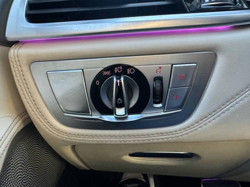 2017 BMW 7 Series M760i xDrive