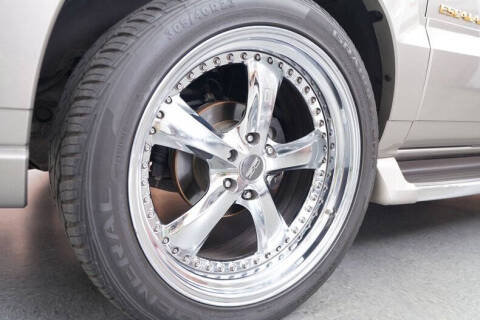 2002 Cadillac Escalade