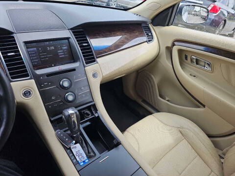 2014 Ford Taurus Limited