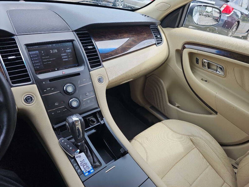 2014 Ford Taurus Limited