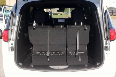 2026 Chrysler Voyager LX