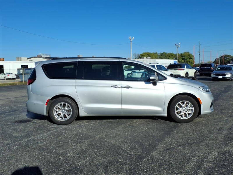 2023 Chrysler Pacifica Touring L