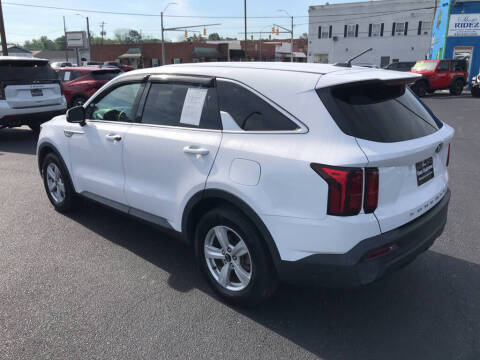 2021 Kia Sorento LX