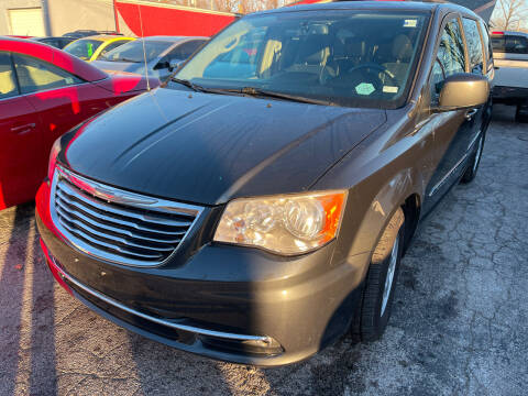 2012 Chrysler Town and Country for sale at Best Deal Motors in Saint Charles MO