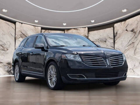 2019 Lincoln MKT Reserve