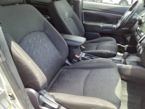 2020 Mitsubishi Outlander Sport SE