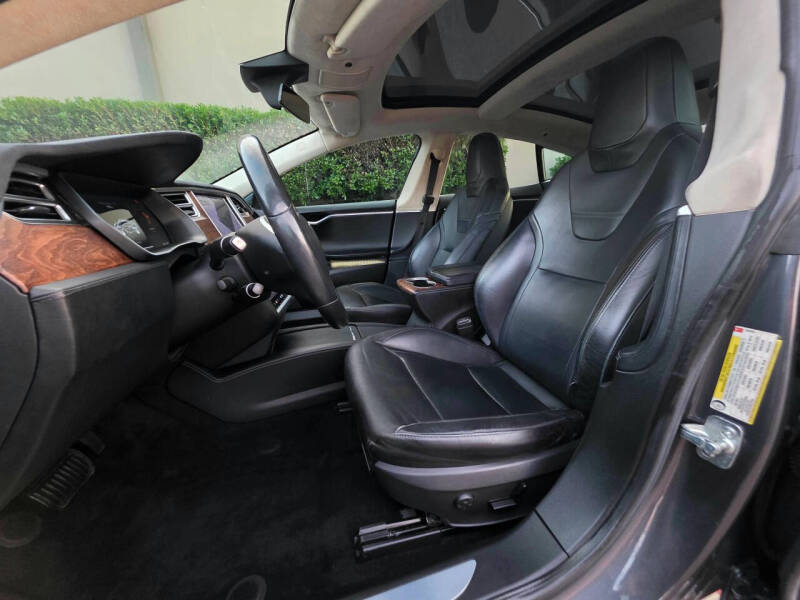 2016 Tesla Model S