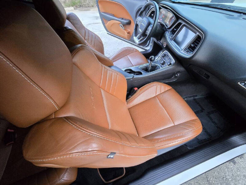 2015 Dodge Challenger SRT Hellcat