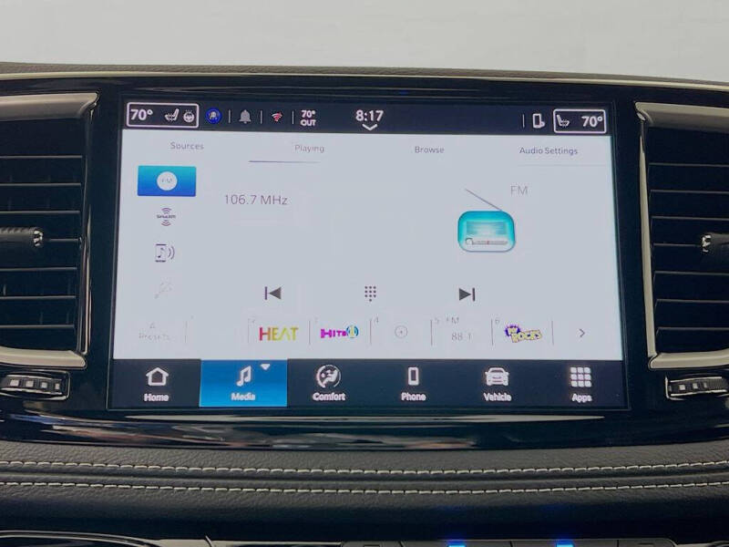 2026 Chrysler Pacifica Select