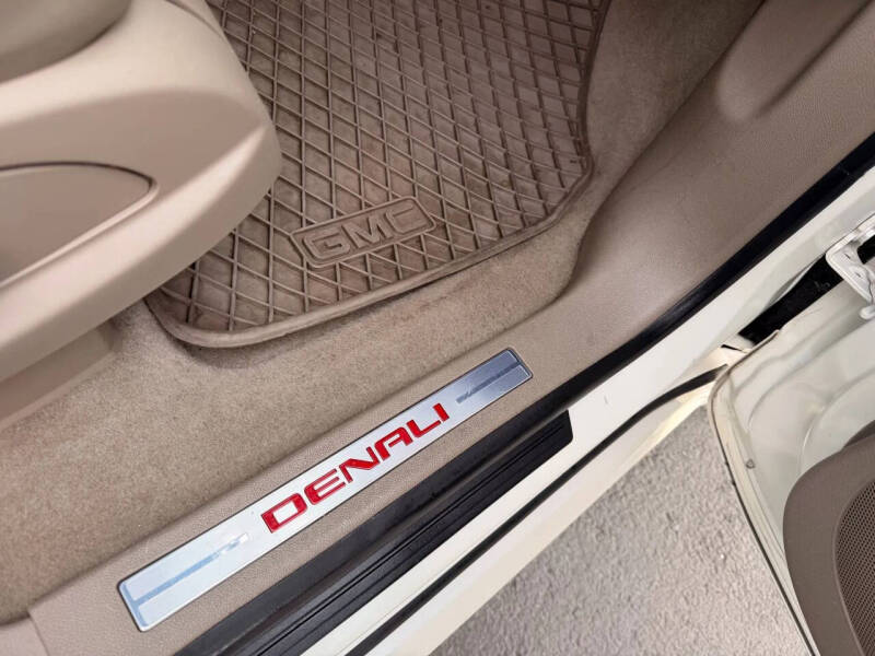 2015 GMC Acadia Denali