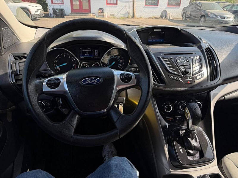 2016 Ford Escape SE