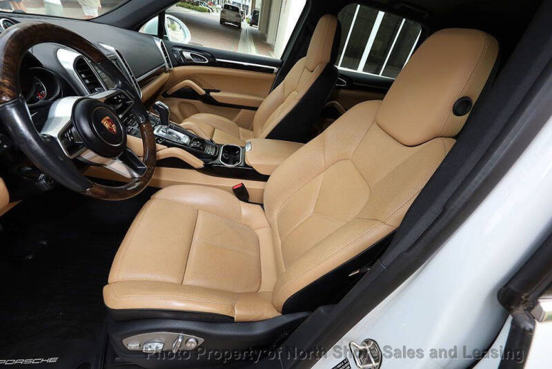 2016 Porsche Cayenne