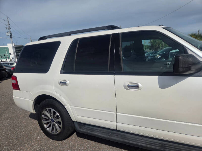 2017 Ford Expedition XLT