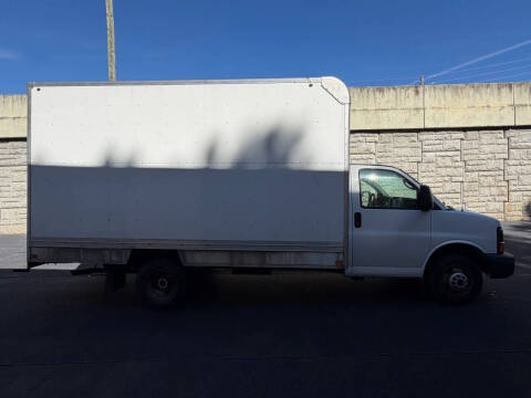 2015 GMC Savana 3500