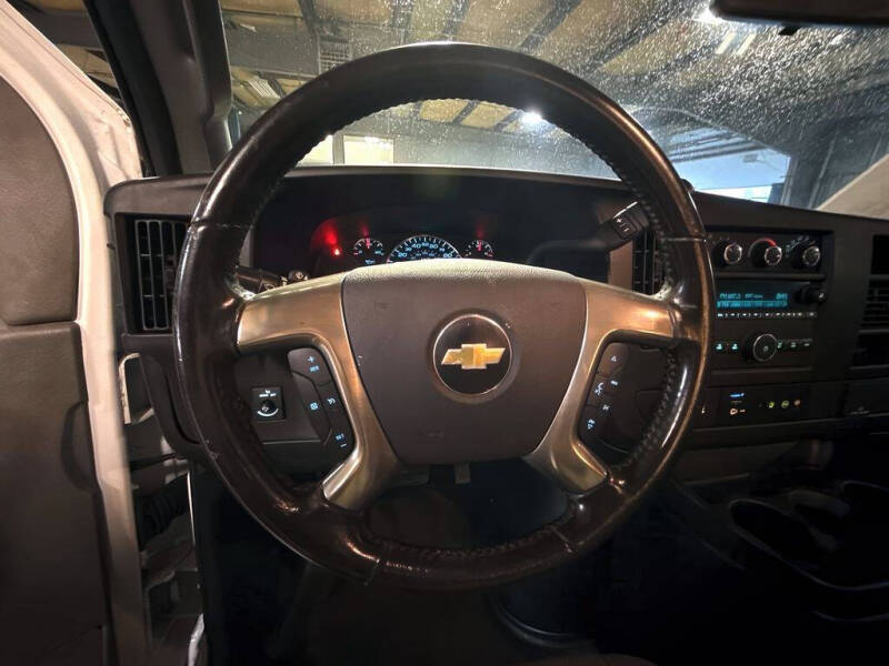 2018 Chevrolet Express 2500
