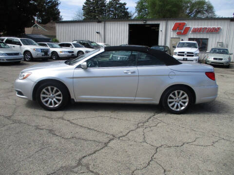 2012 Chrysler 200 Touring