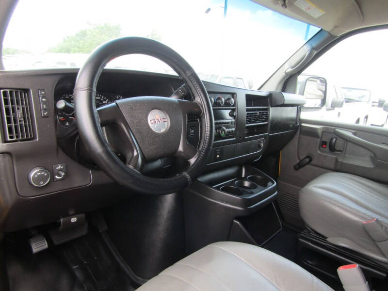 2010 GMC Savana 3500