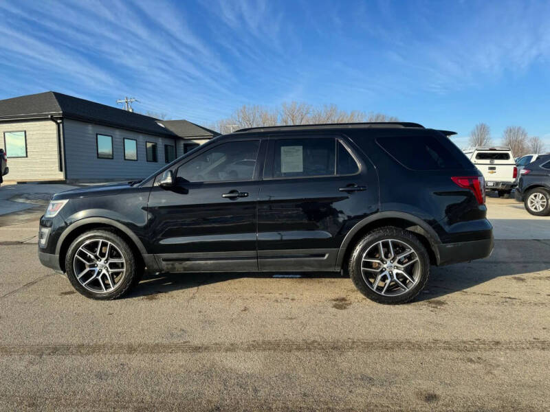 2017 Ford Explorer Sport