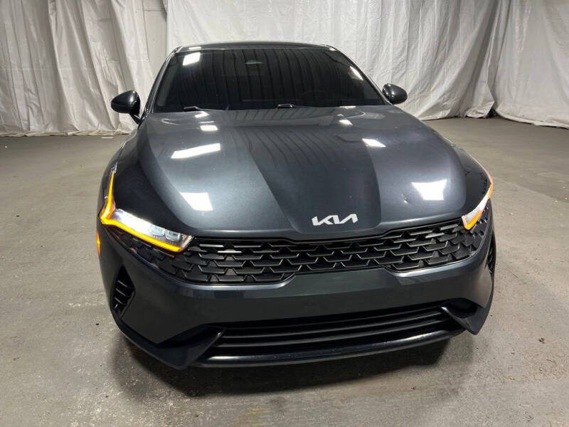 2022 Kia K5
