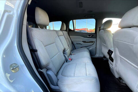 2017 GMC Acadia SLE-1