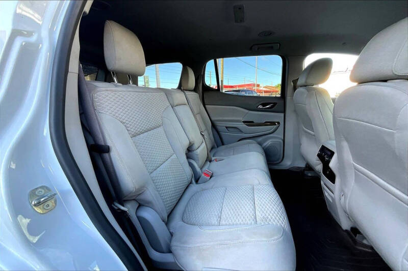 2017 GMC Acadia SLE-1