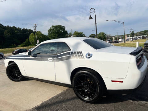 2015 Dodge Challenger SXT