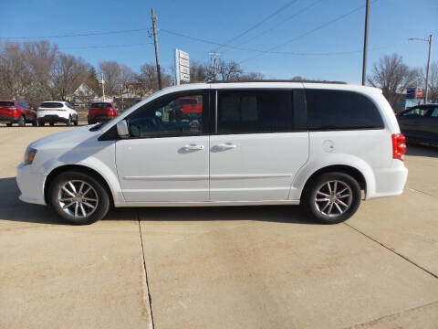 2014 Dodge Grand Caravan for sale at WAYNE HALL CHRYSLER JEEP DODGE in Anamosa IA