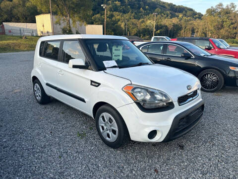 2012 Kia Soul for sale at SAVORS AUTO CONNECTION LLC in East Liverpool OH