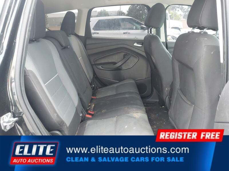 2015 Ford Escape SE