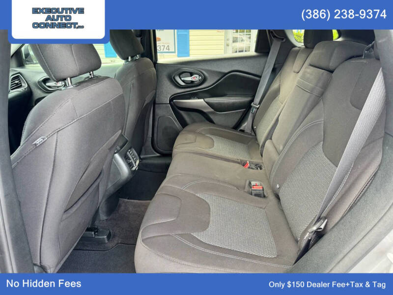 2019 Jeep Cherokee Latitude