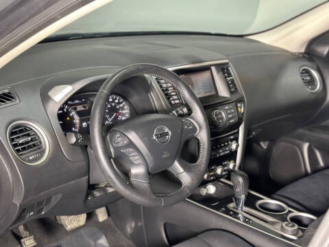 2013 Nissan Pathfinder S