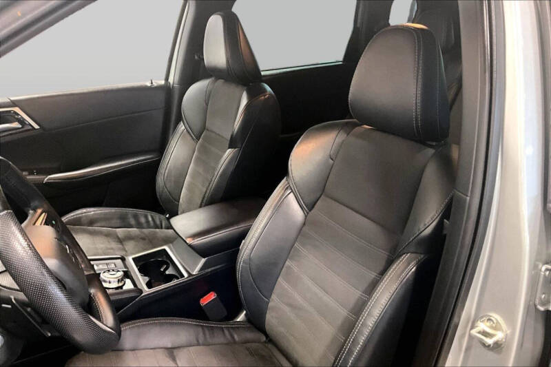 2023 Mitsubishi Outlander