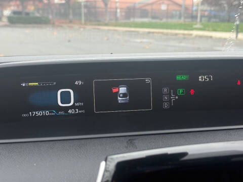 2017 Toyota Prius Two