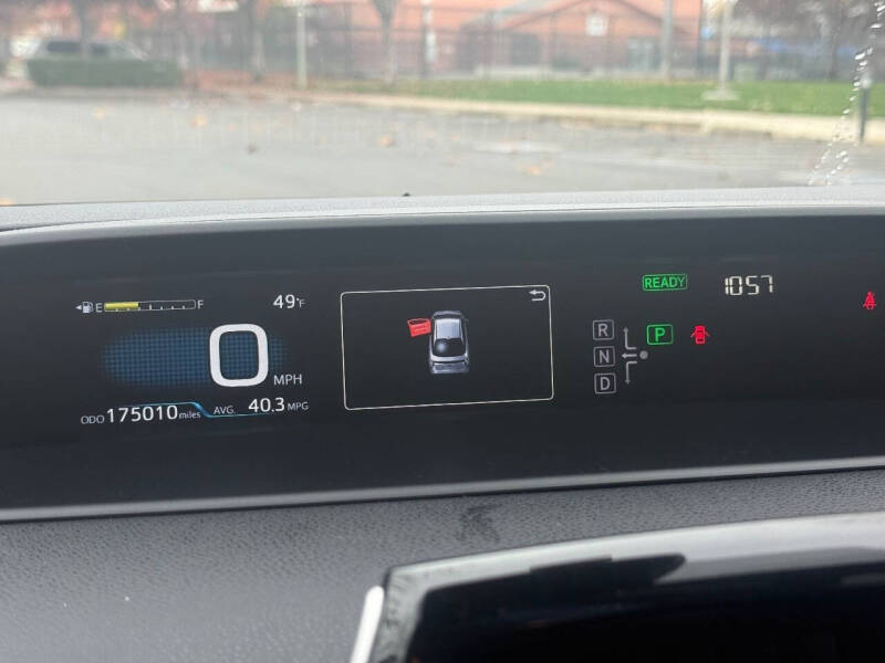 2017 Toyota Prius Two