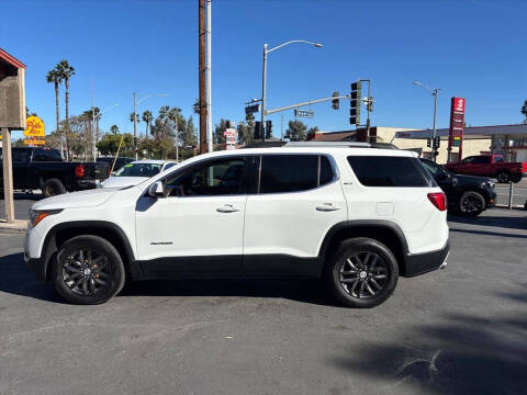 2017 GMC Acadia SLT-1