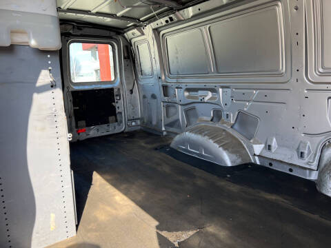 2011 Ford E-Series E-250