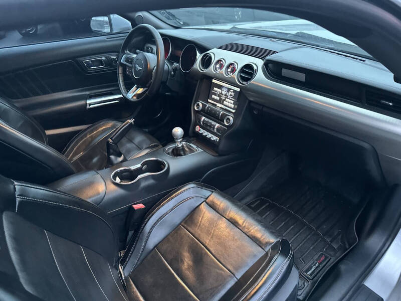 2015 Ford Mustang EcoBoost Premium