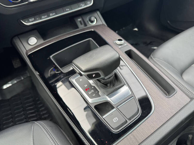 2021 Audi Q5 quattro Premium Plus 45 TFSI