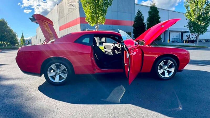 2022 Dodge Challenger SXT