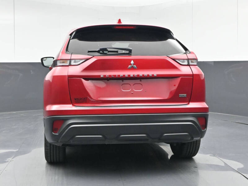2022 Mitsubishi Eclipse Cross LE