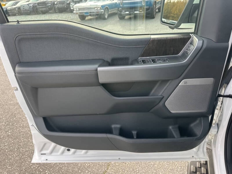 2022 Ford F-150 Lightning Lariat