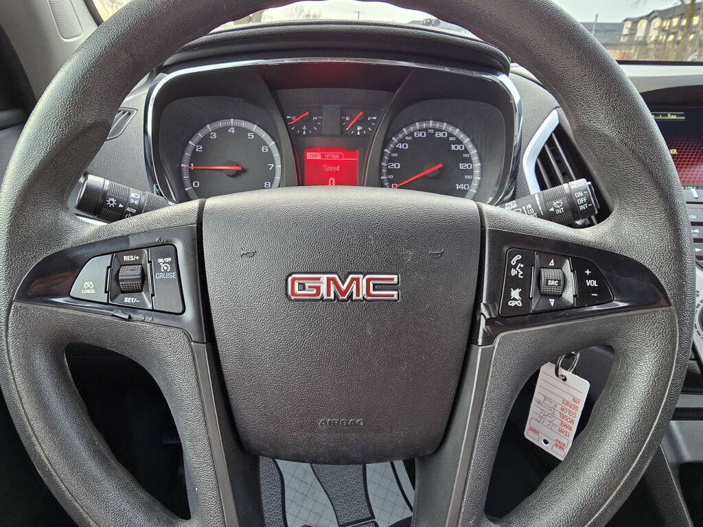 2015 GMC Terrain for sale at Bigfoot Auto in Hiawatha, IA