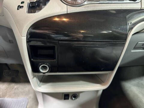 2012 Toyota Sienna