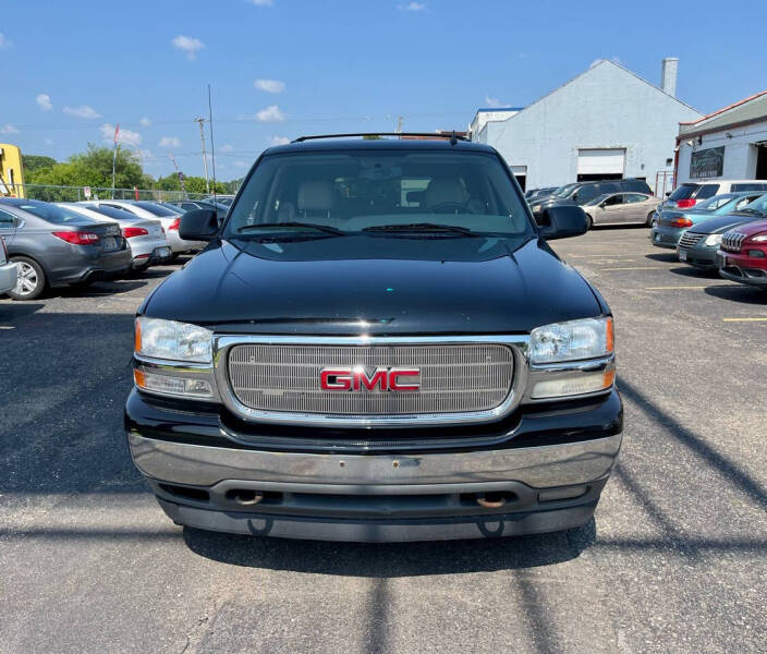 2006 GMC Yukon XL null photo 2